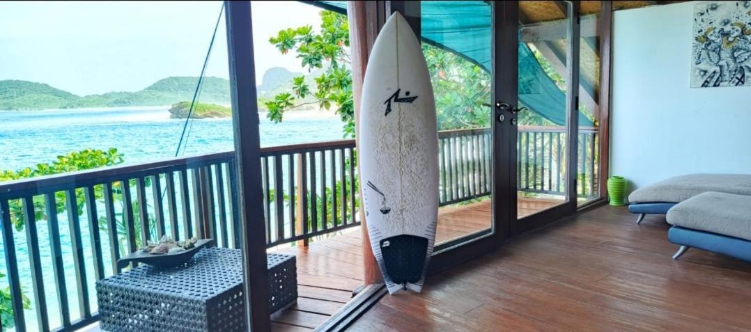Castaway Surf Retreat 1 Ξενοδοχείο Sekongkang Εξωτερικό φωτογραφία