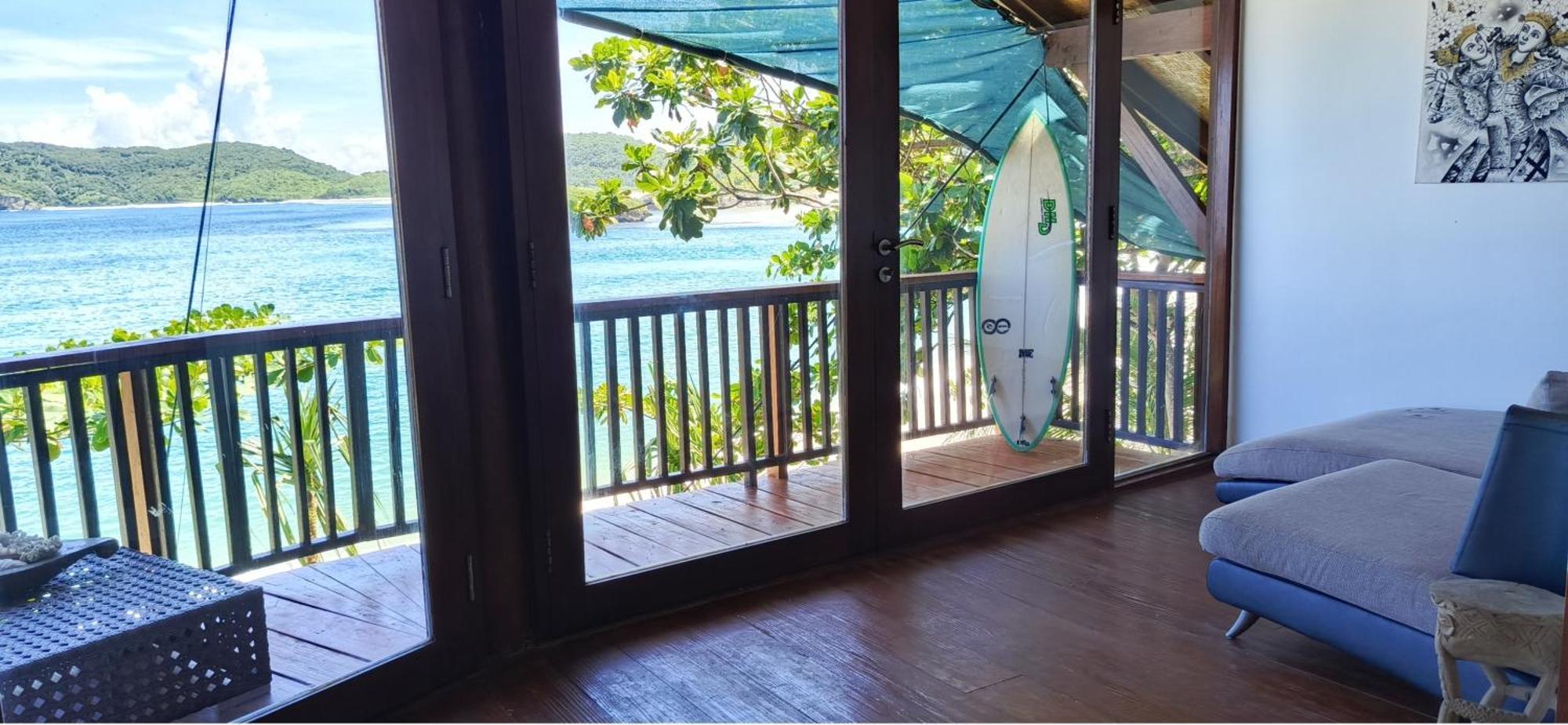 Castaway Surf Retreat 1 Ξενοδοχείο Sekongkang Εξωτερικό φωτογραφία