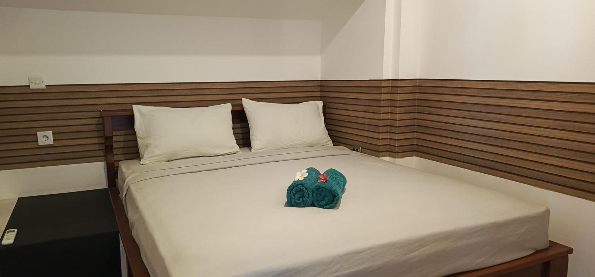 Castaway Surf Retreat 1 Ξενοδοχείο Sekongkang Εξωτερικό φωτογραφία